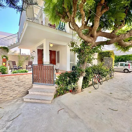 Per Sole Mare E Relax, 200 Mt Dalla Apartmán Alcamo